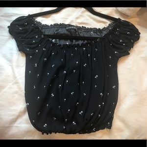 Brandy Melville off the shoulder top